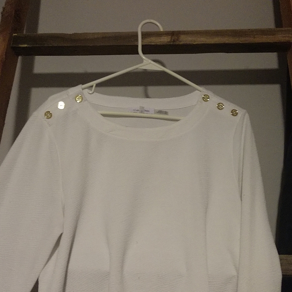 Shirt - Picture 4 of 4